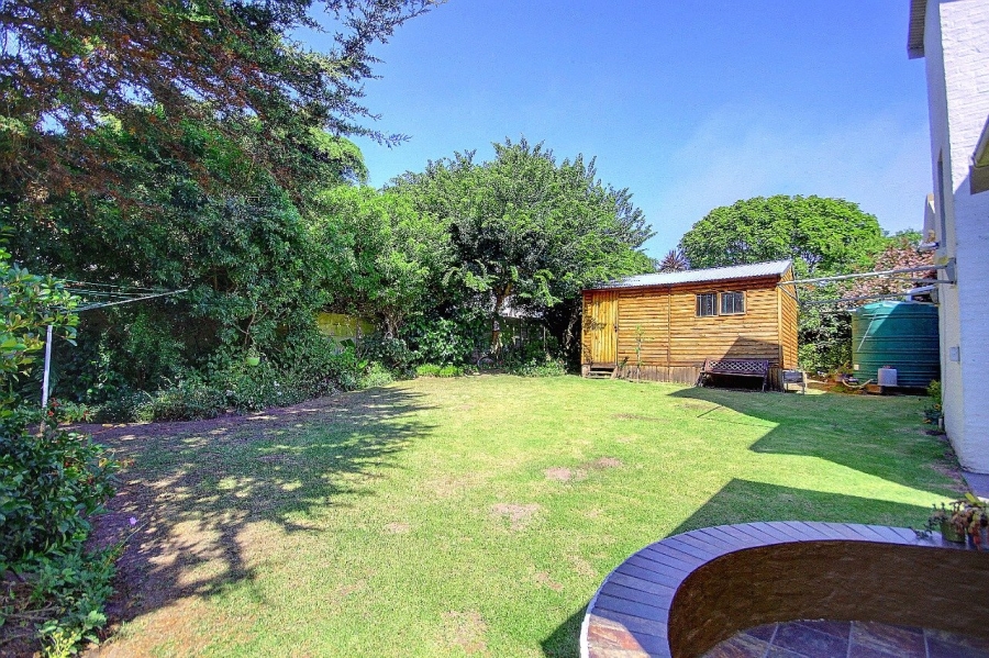 5 Bedroom Property for Sale in Herolds Bay Western Cape